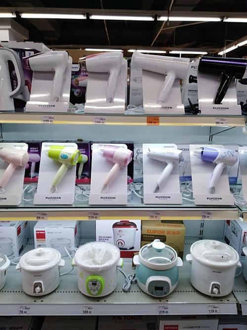 文体用品与小家电陈列优化策略 打造高效动线与购物体验